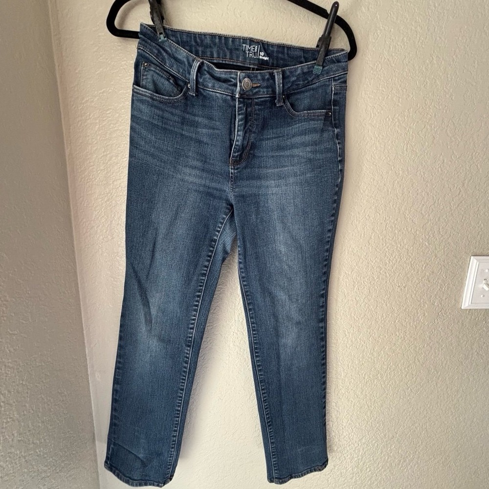 Time and‎ Tru Women's Straight-Leg Jeans, Size 10.